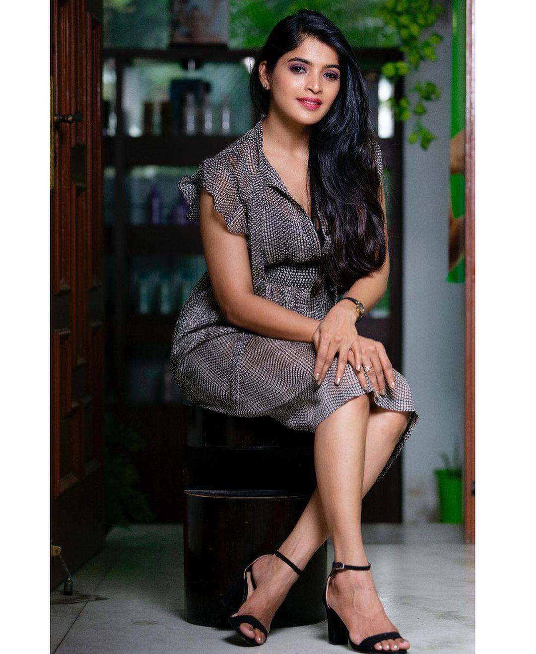 Sanchita Shetty very sexy photos | Sanchita Shetty glamorous and cute photos