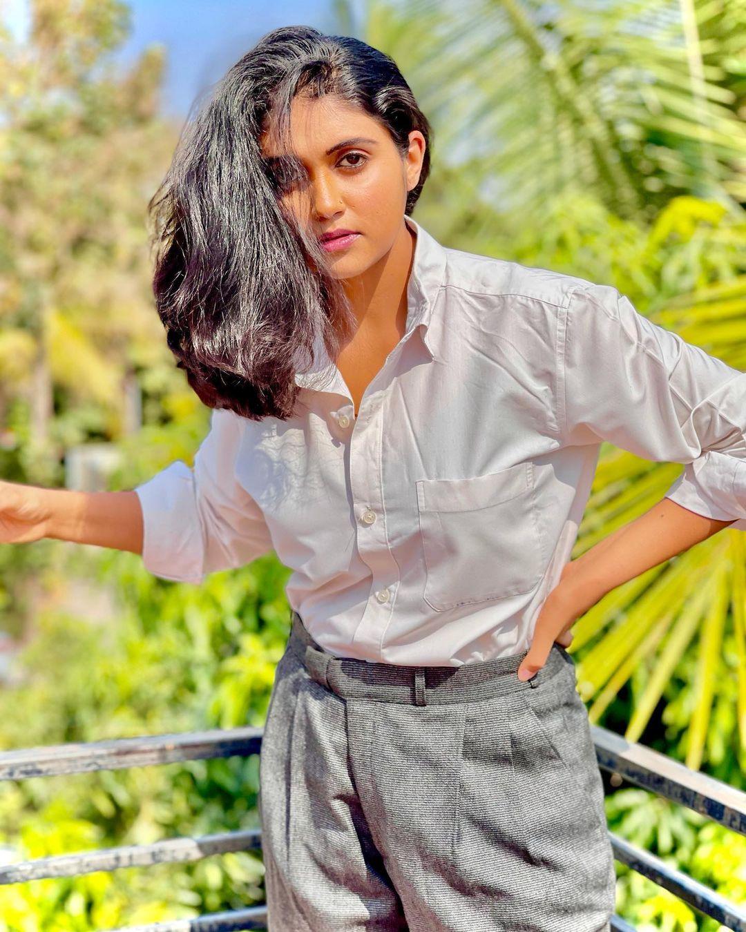 Marathi hot celebrity photos | Rinku Rajguru beautiful and cute photos