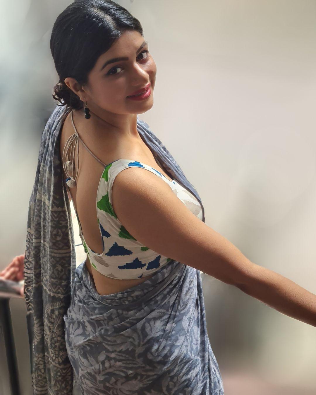 Actress Sohana Saba hot and sexy photoshoot | Sohana Saba exclusive hot photos gallery