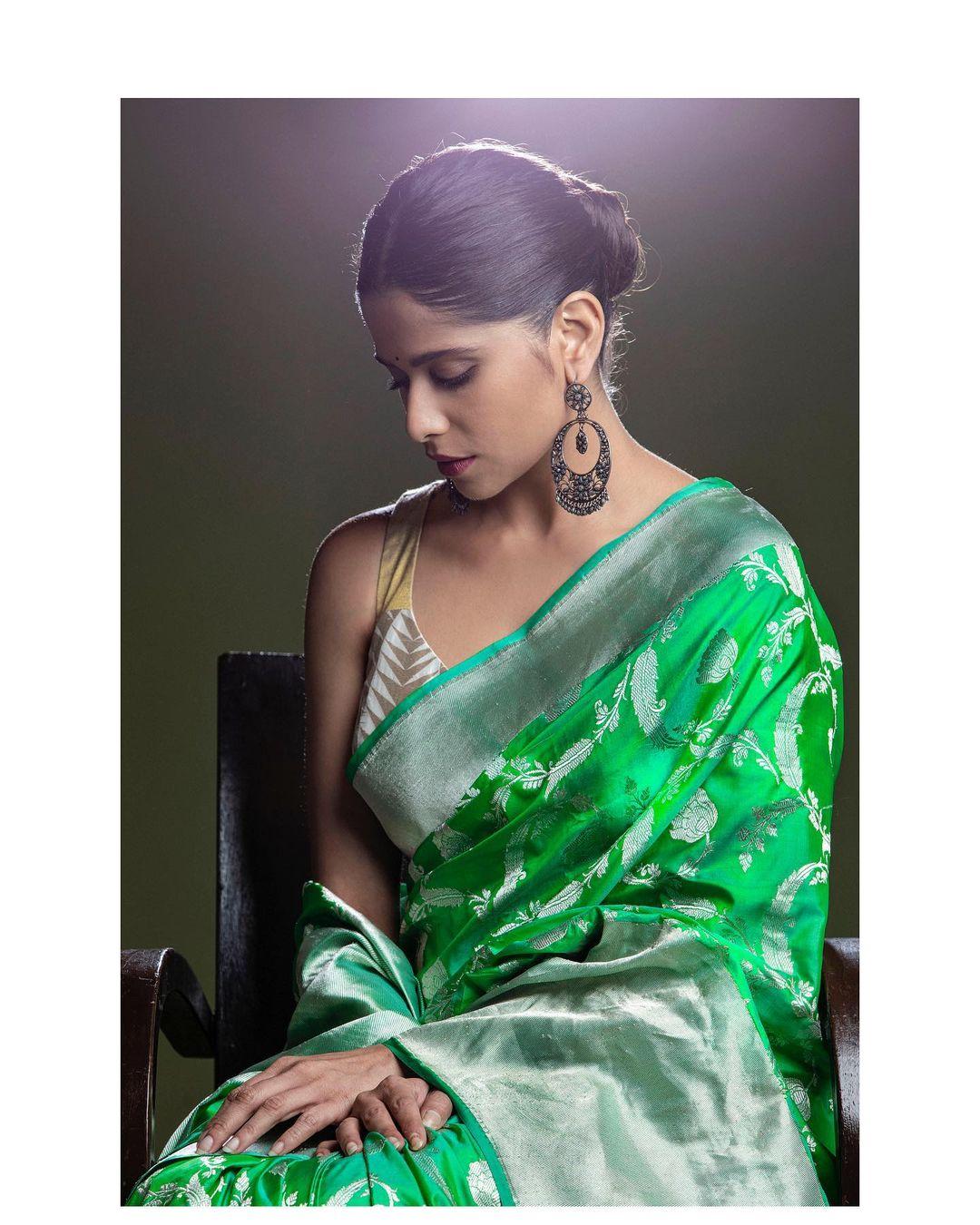 Beautiful and cute Marathi actress photos | Sai tamhankar exposing hot photos gallery