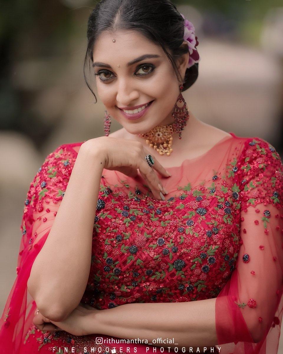 Bigg Boss fame Rithu manthra hot photos | Rithu manthra beautiful nad cute photos