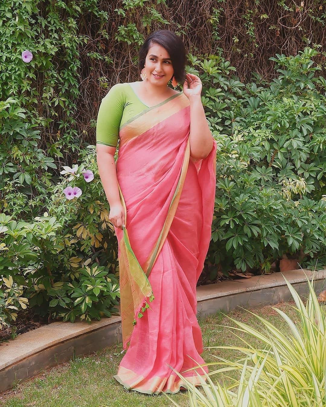 Mallu sesi actress Kavitha Nair hot photos |Kavitha Nair beautiful and sexy photoshoot