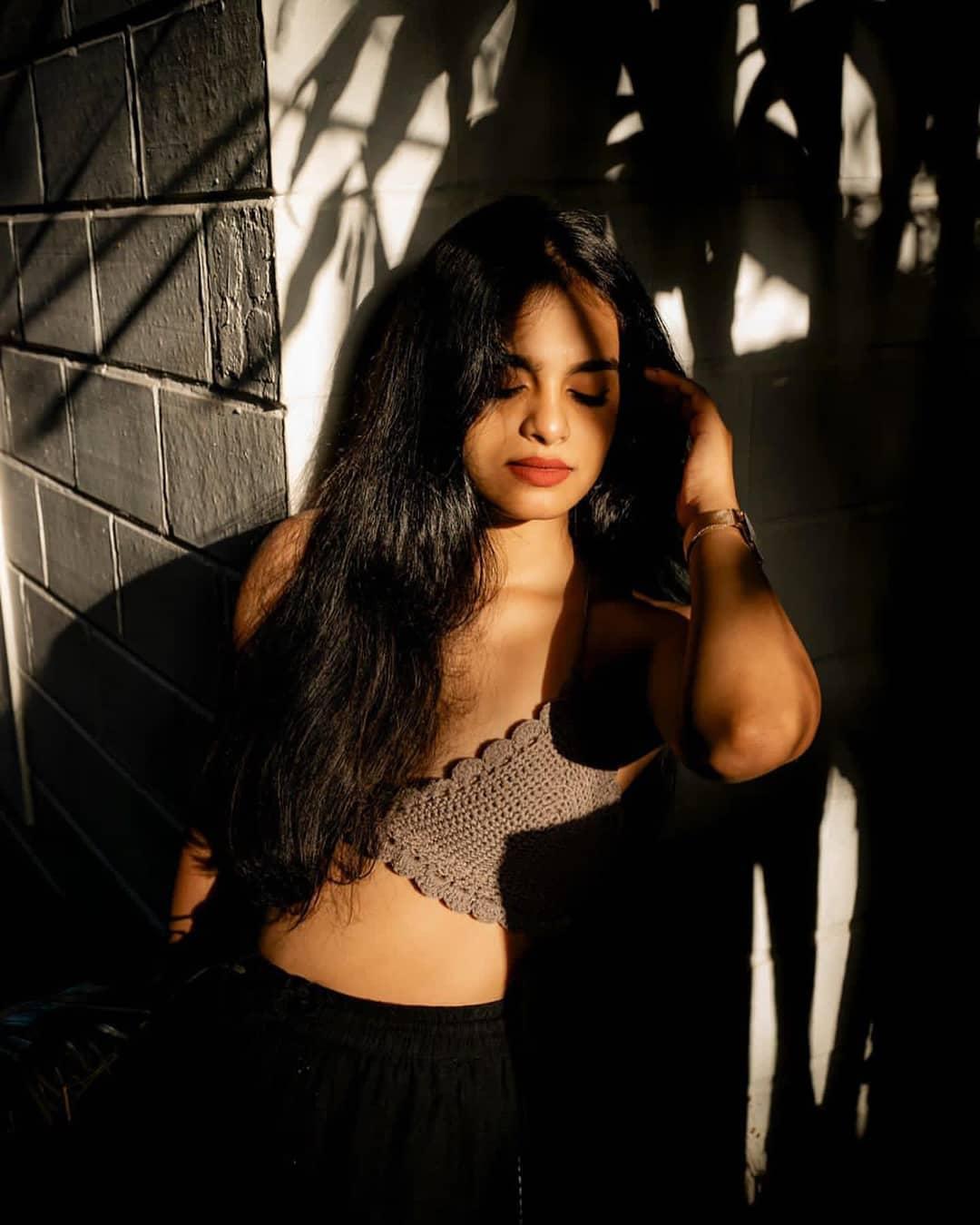 Gopika ramesh looking very glamorous photos| Gopika ramesh exposing very hot photos gallery