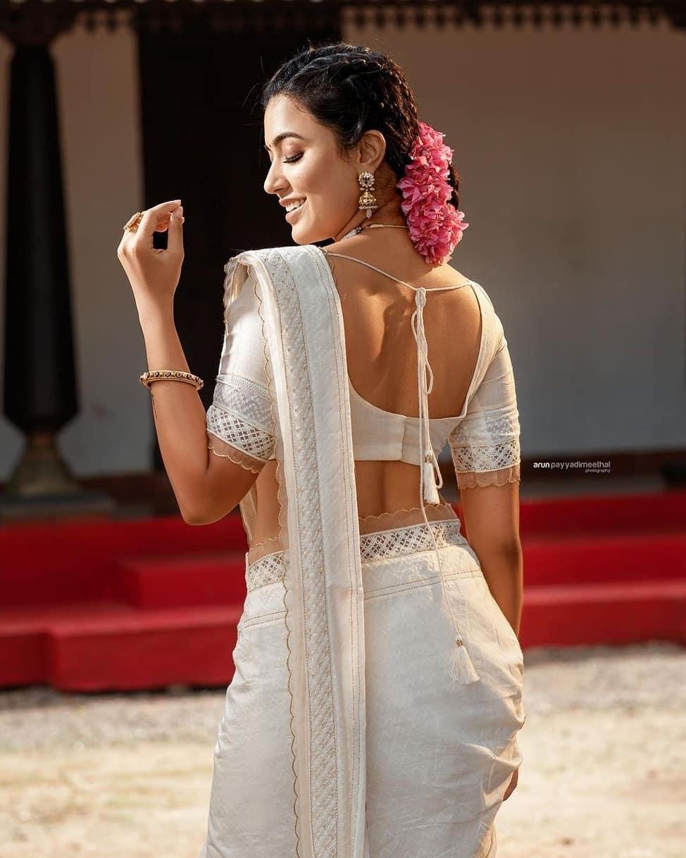 Onam celebration photos | Anju Kurian very beautiful and cute photos gallery