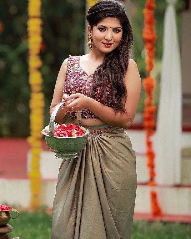 Aswathy s nair latest hot photos gallery | Aswathy s nair looking very glamorous and cute photos