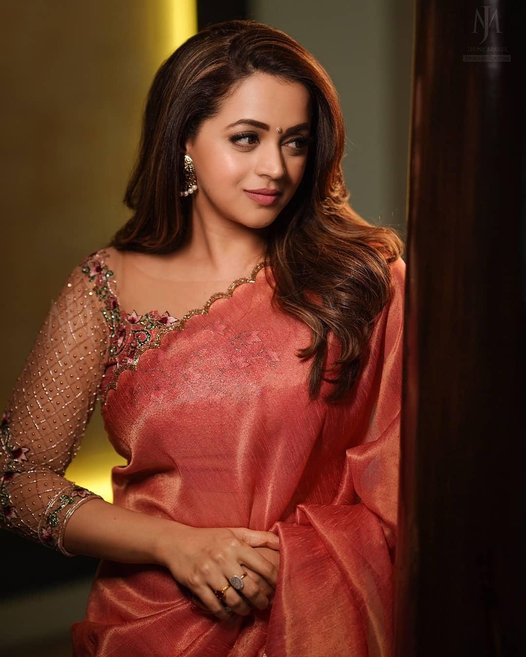 Bhavana in saree hot photos | Bhavana hot and spicy photos gallery