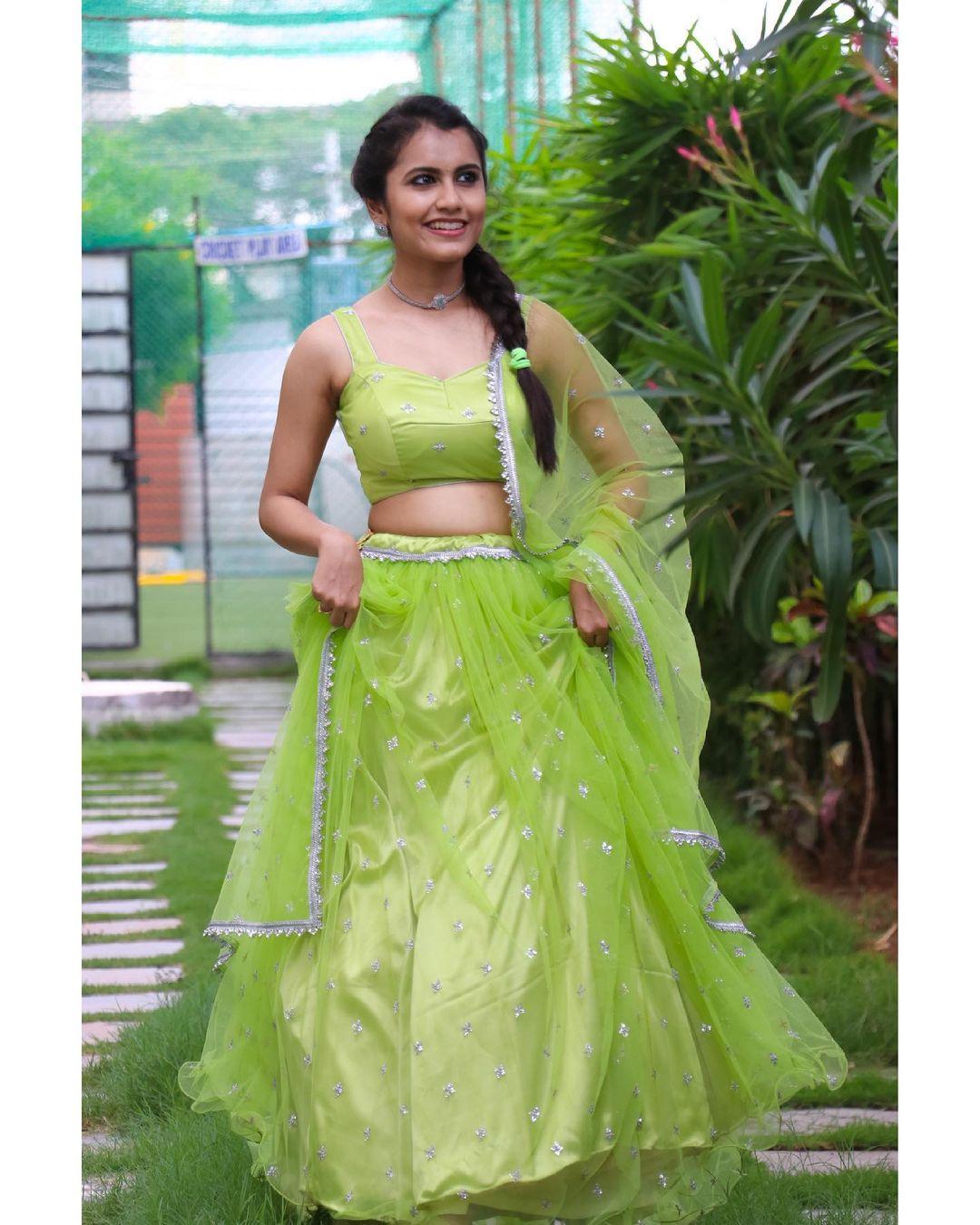South indian actress hot photos | Varshinne Bunny Vox looking very sexy and hot stills