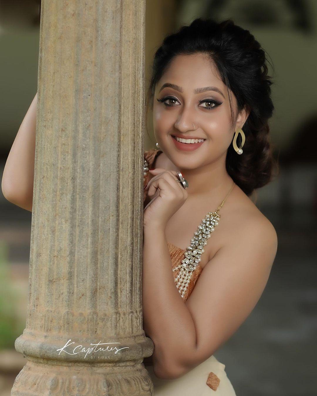 Gopika Gopakumar very glamorous photos | Gopika Gopakumar exclusive hot photos gallery