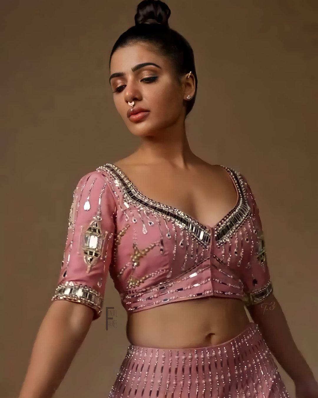 South Indian actress Samantha hot photos | exclusive hot and sexy stills