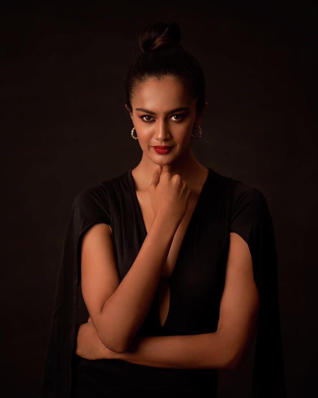 South Indian actress Shubra Aiyappa hot photos | hot and sexy photoshoot