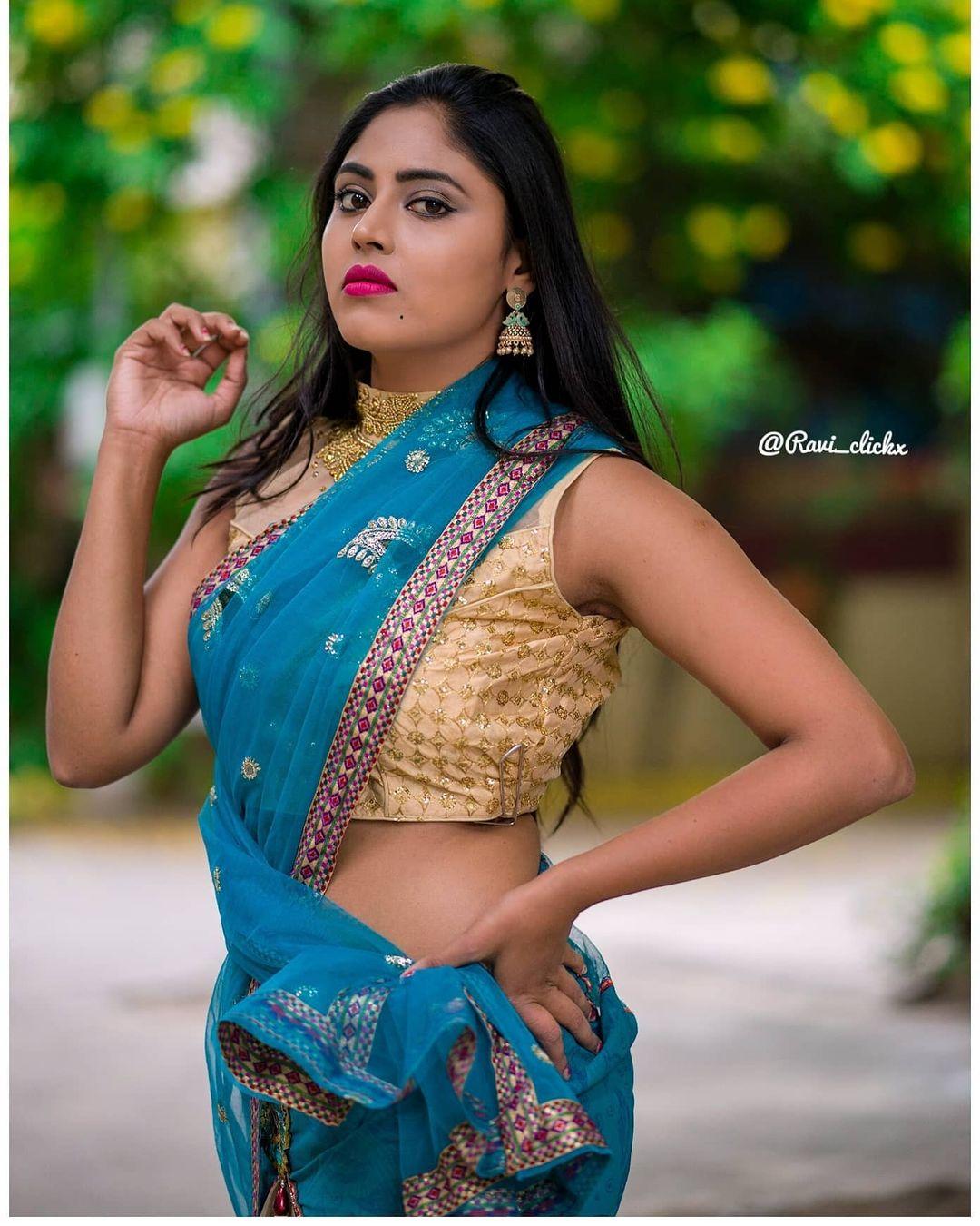 Telugu actress in saree hot photos | Mahi Maheshwari very beautiful and glamorous pictures