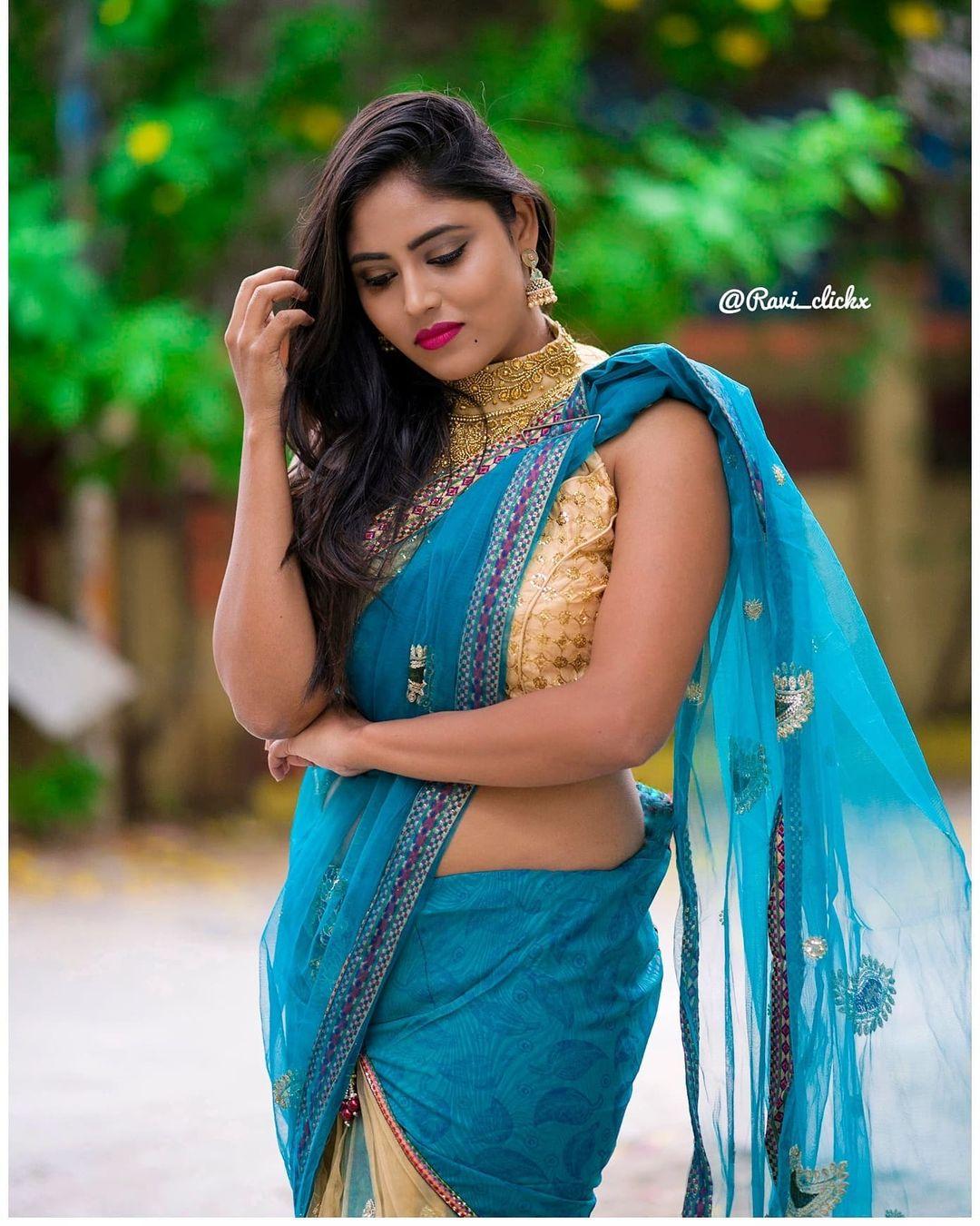 Telugu actress in saree hot photos | Mahi Maheshwari very glamorous and cute stills