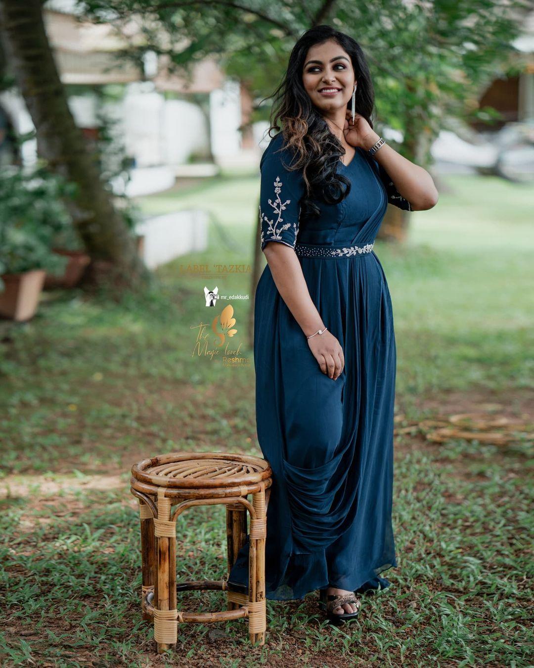 Television actress hot photos gallery | Rini Raj very beautiful and glamorous photos