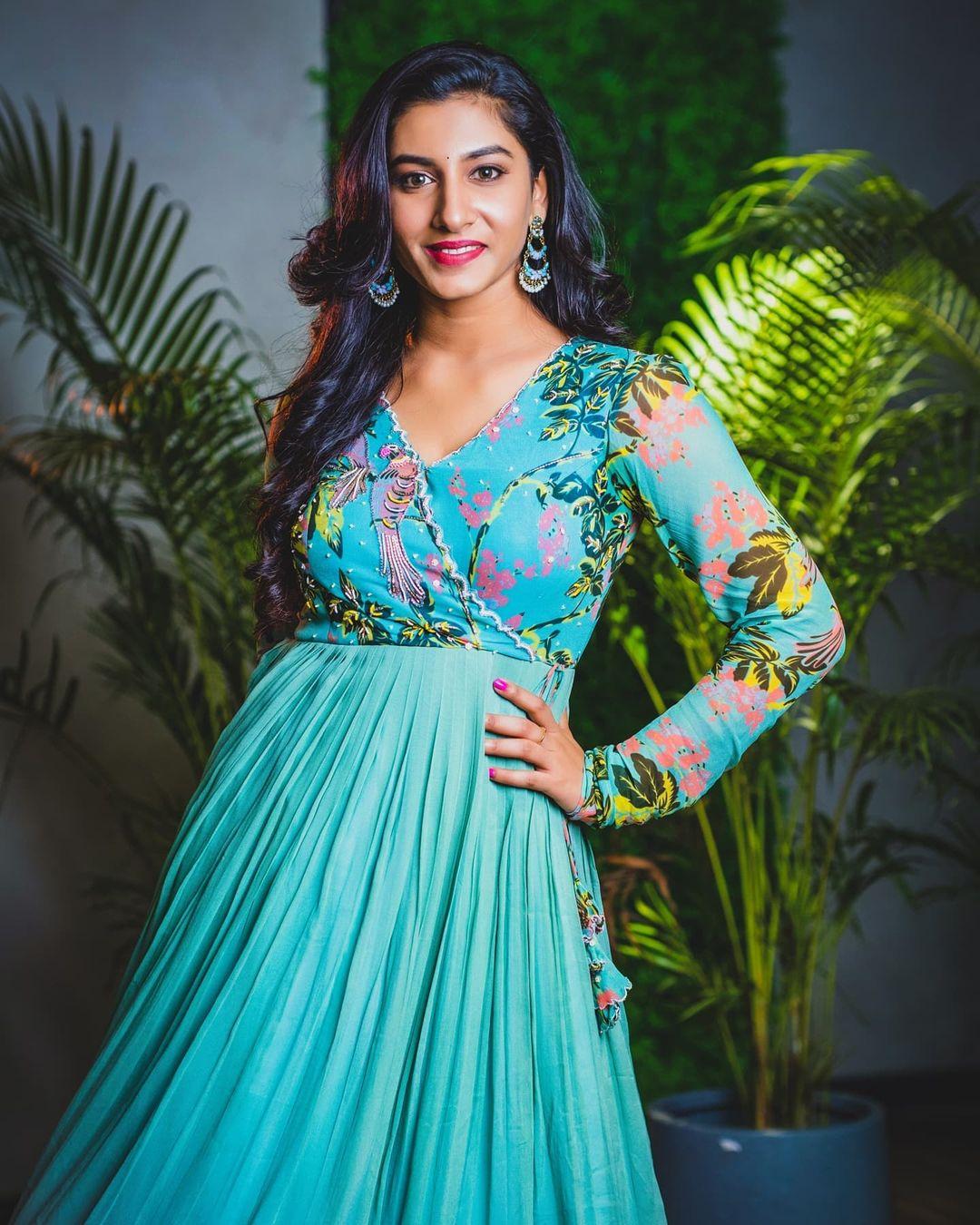 Vishnupriya beautiful and sexy stills | Vishnupriya latest hot and sexy photoshoot