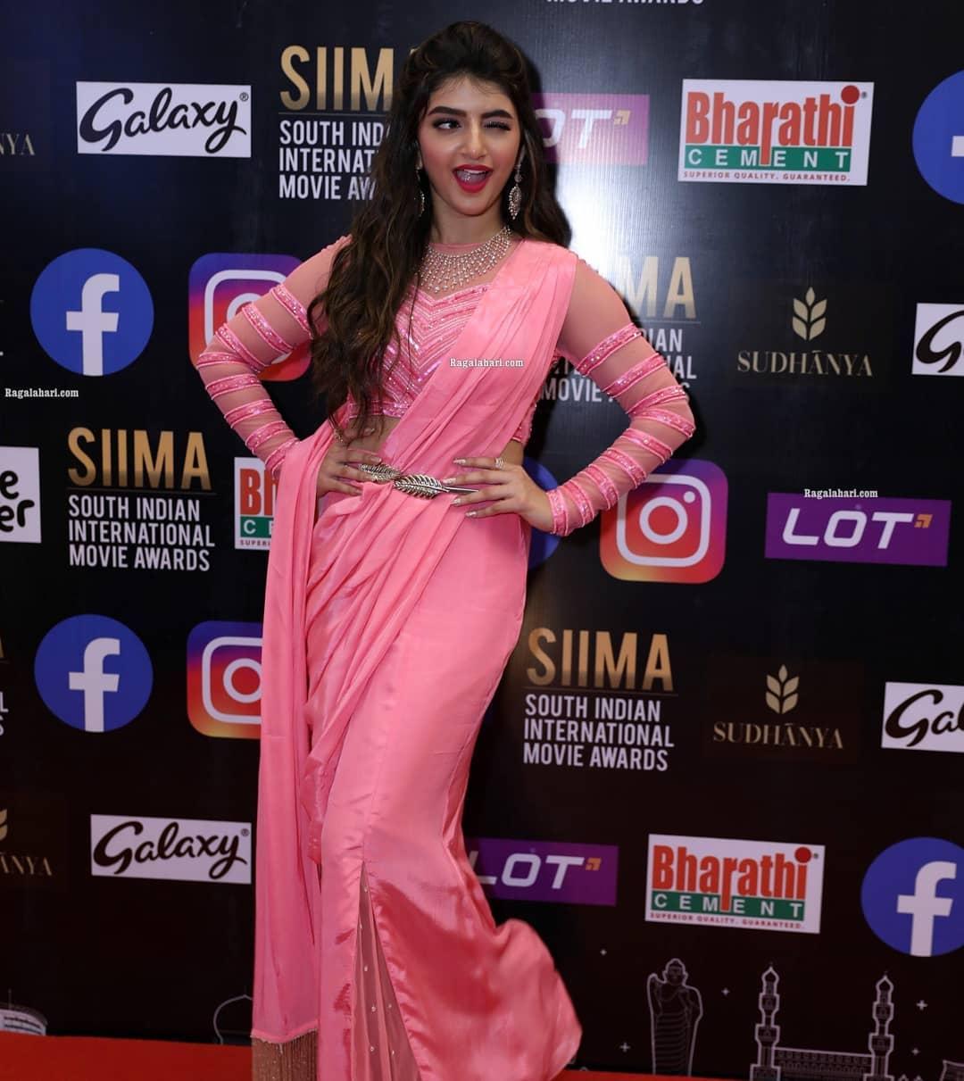 Siima Film awards photos | South indian actress Sreeleela hot and sexy stills