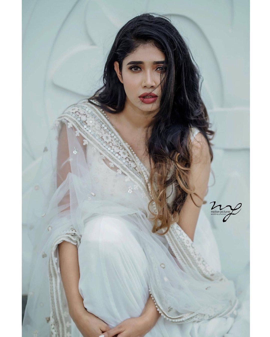 Bigg Boss Frame Alasandra Johnson hot photos |Alasandra Johnson hot and sexy photoshoot