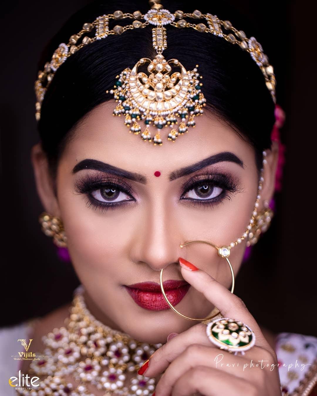 Malayalam Actress bridal makeup hot photos | Dayyana Hameed hot and sexy photoshoot