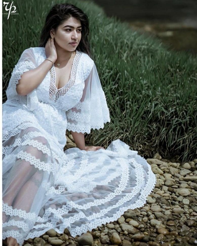 Grace Antony exclusive in white wet dress photos | Looking very beautiful photo gallery
