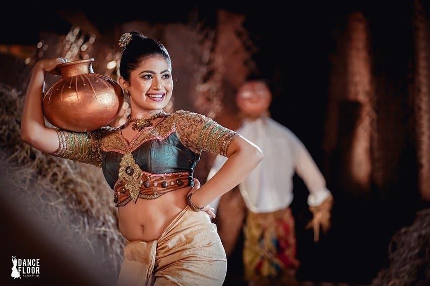 Bikini hot dance photos gallery | Dilushi Hansika exclusive hot photos gallery