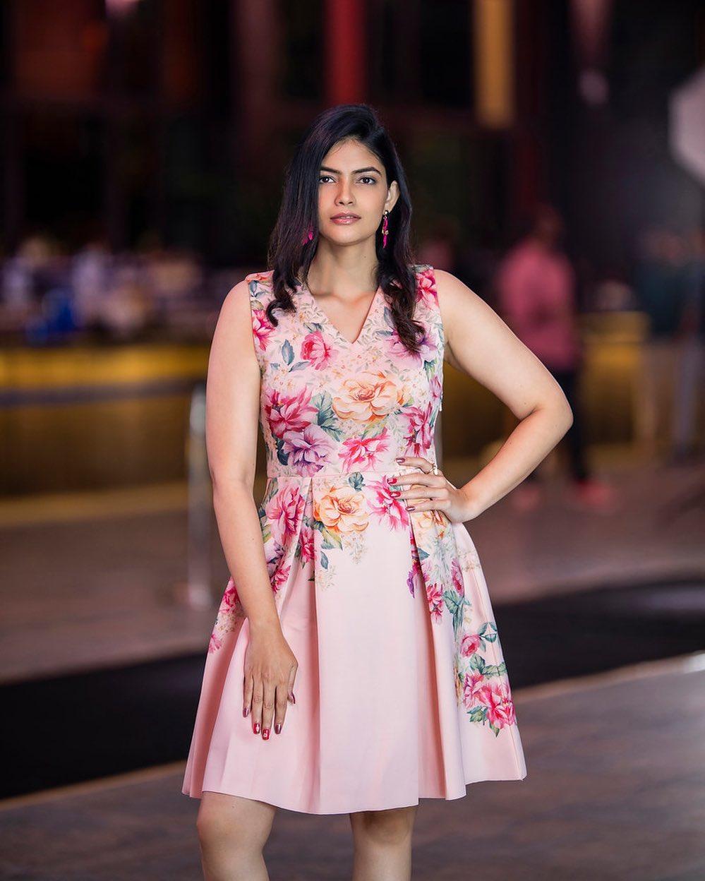 Telugu actress hot photos | Kalpika Ganesh exclusive hot and sexy stills