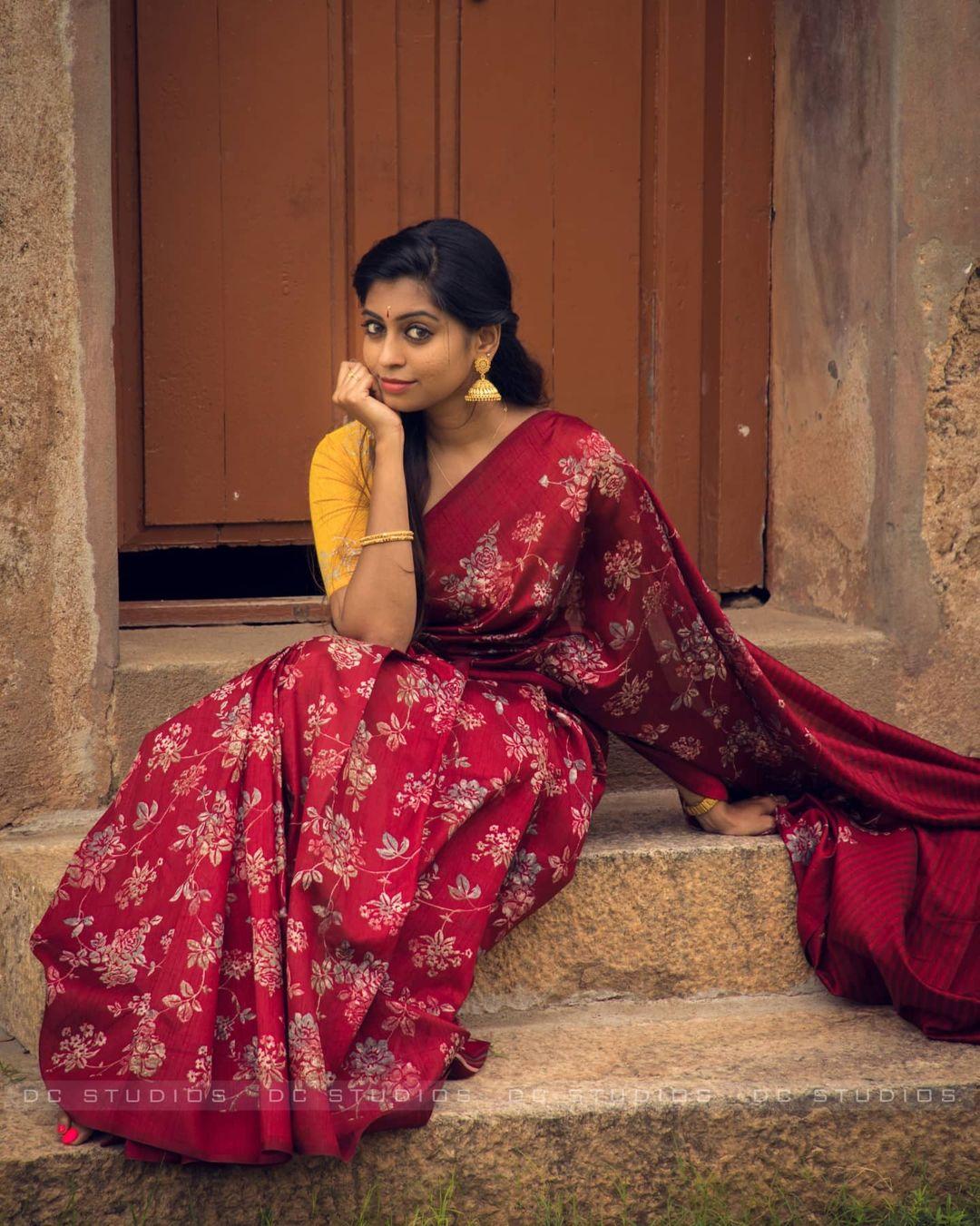 Engal veetu mappillai kuhasini hot photo gallery | Kuhasini in saree hot photos gallery