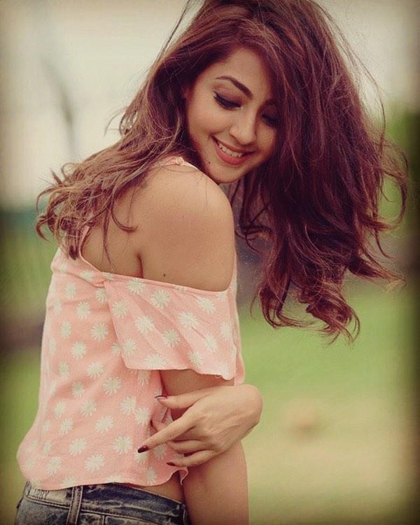 Kannada actress hot photos gallery | Aindrita Ray very beautiful and cute photos gallery
