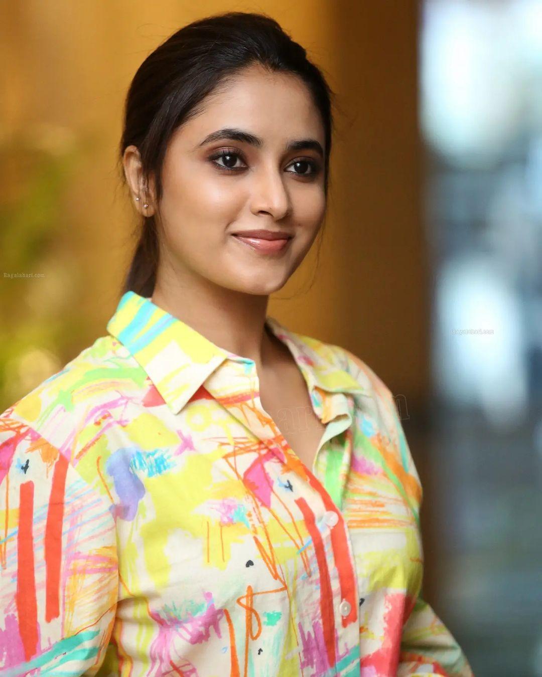 Tamil actress Priyanka Mohan latest photos | Priyanka Mohan latest hot and sexy stills