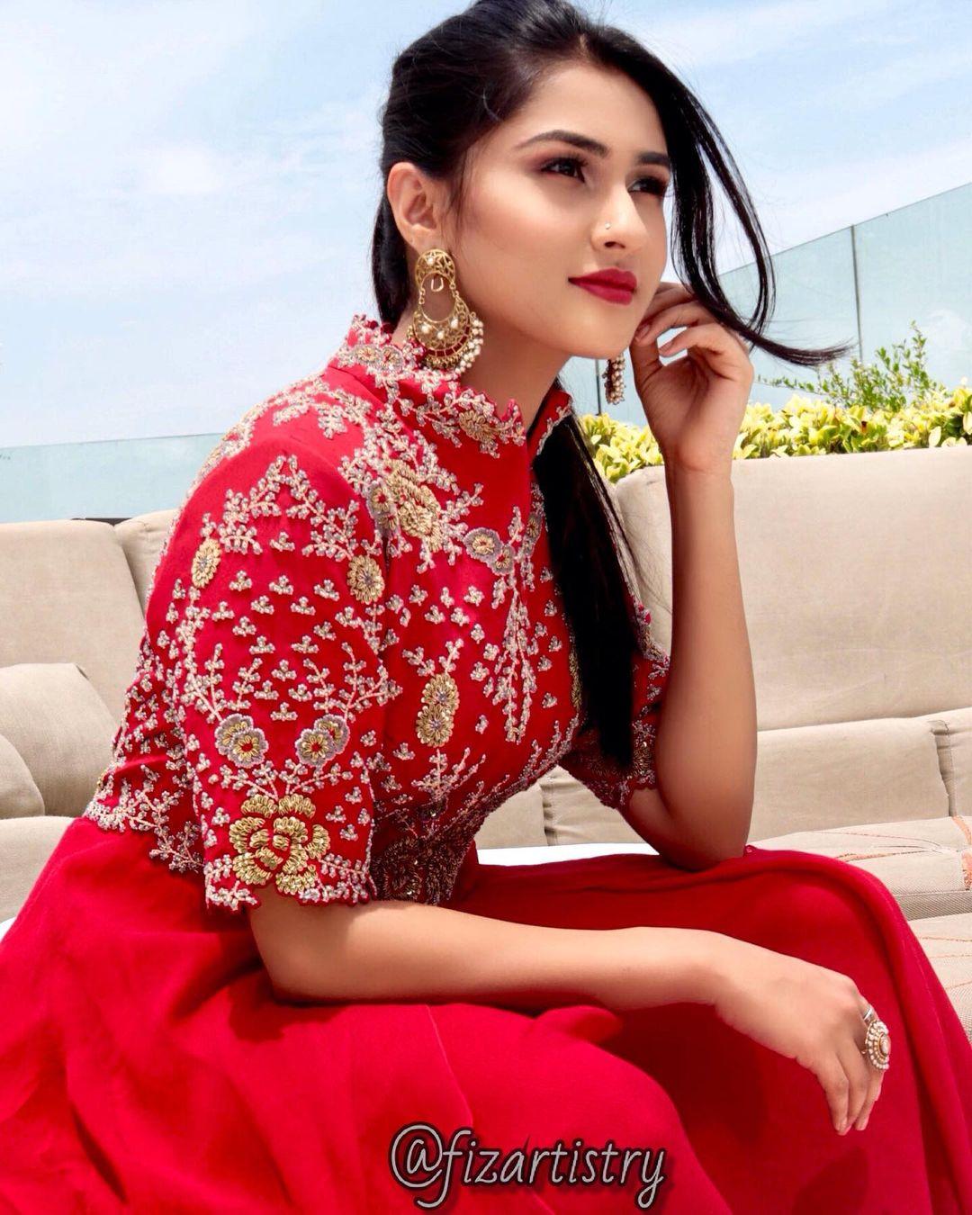 South indian actress Ragini Prajwal latest hot photos | Ragini Prajwal latest hot and spicy photos