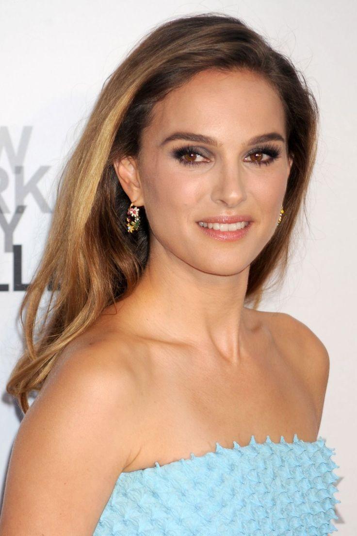 Hollywood actress Natalie portman sexy latest photos | Natalie portman very beautiful and sexy stills