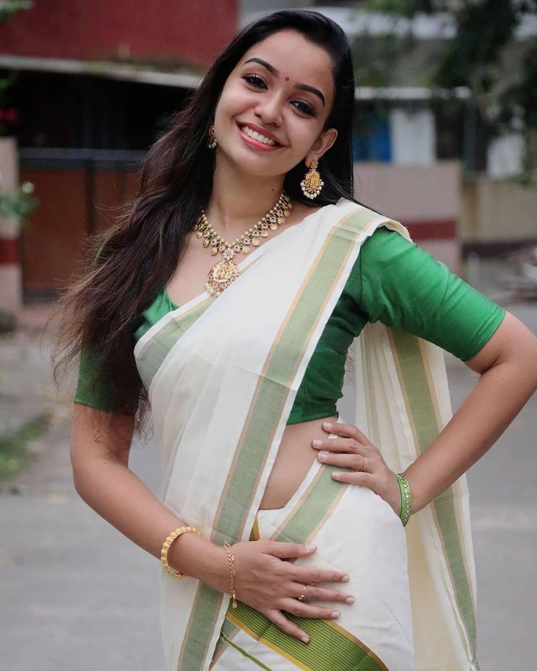 Malayalam serial actress Alice Christy Gomez in set saree hot photos | latest hot and sexy photoshoot