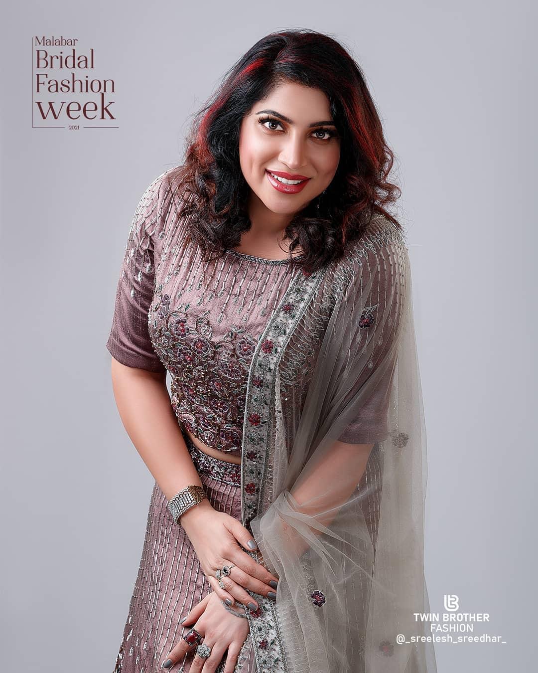 Actress Vaigha rose very glamorous and cute photos | Vaigha latest hot and sexy photoshoot