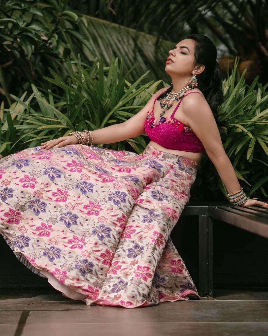 Malayalam actress Akshaya Premnath very sexy photoshoot |Akshaya Premnath very beautiful and glamorous pictures