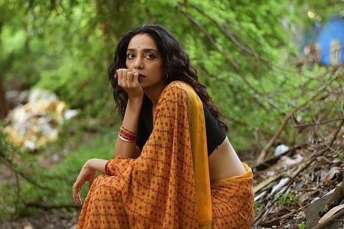 Actress Sobhita Dhulipala very hot and sexy photoshoot in saree | Sobhita Dhulipala latest hot and spicy photos
