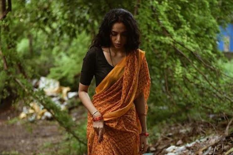 Actress Sobhita Dhulipala very hot and sexy photoshoot in saree | Sobhita Dhulipala very beautiful and glamorous pictures