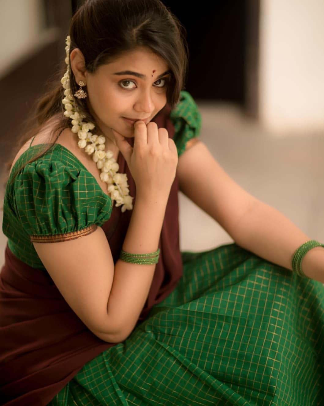 South Indian actress Monica Chinnakotla in half saree hot and sexy photoshoot | Monica Chinnakotla latest hot and spicy photos