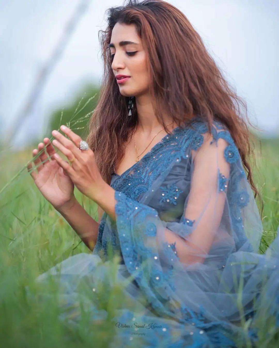 Angel Thomas in transparent saree hot photos | Angel Thomas latest hot and sexy photoshoot