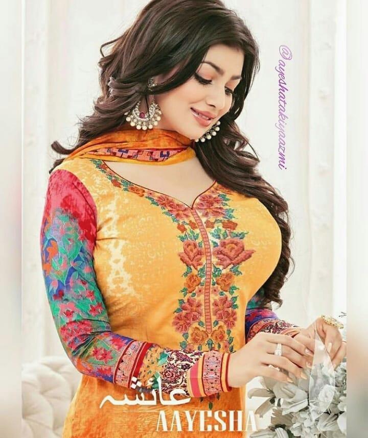 Bollywood actress Ayesha Takia exclusive hot photos gallery | Ayesha Takia very glamorous and sexy photoshoot