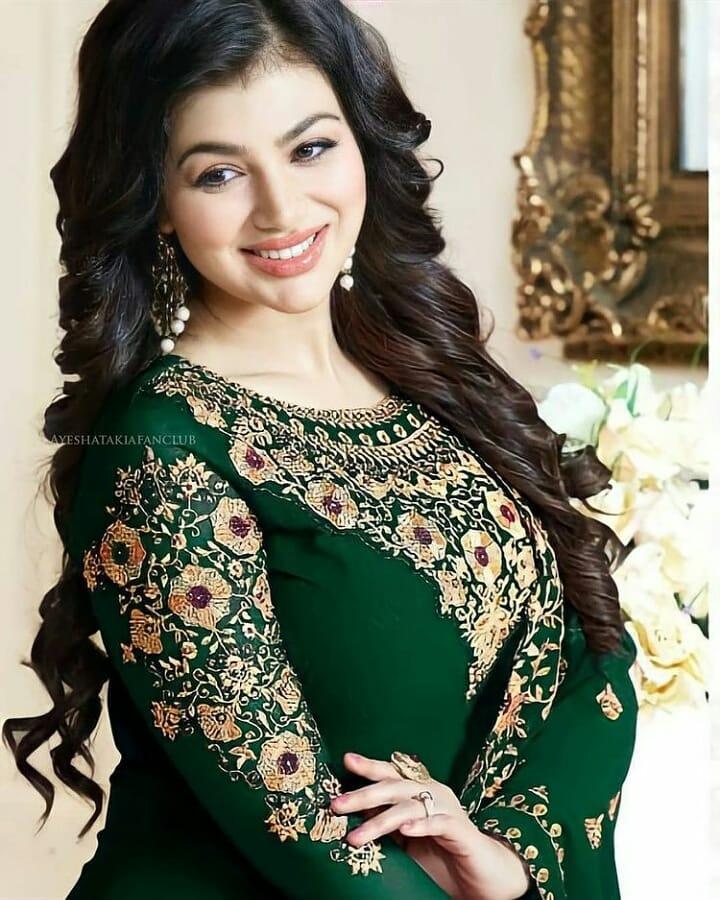 Bollywood actress Ayesha Takia very glamorous photos |Ayesha Takia very beautiful and cute stills