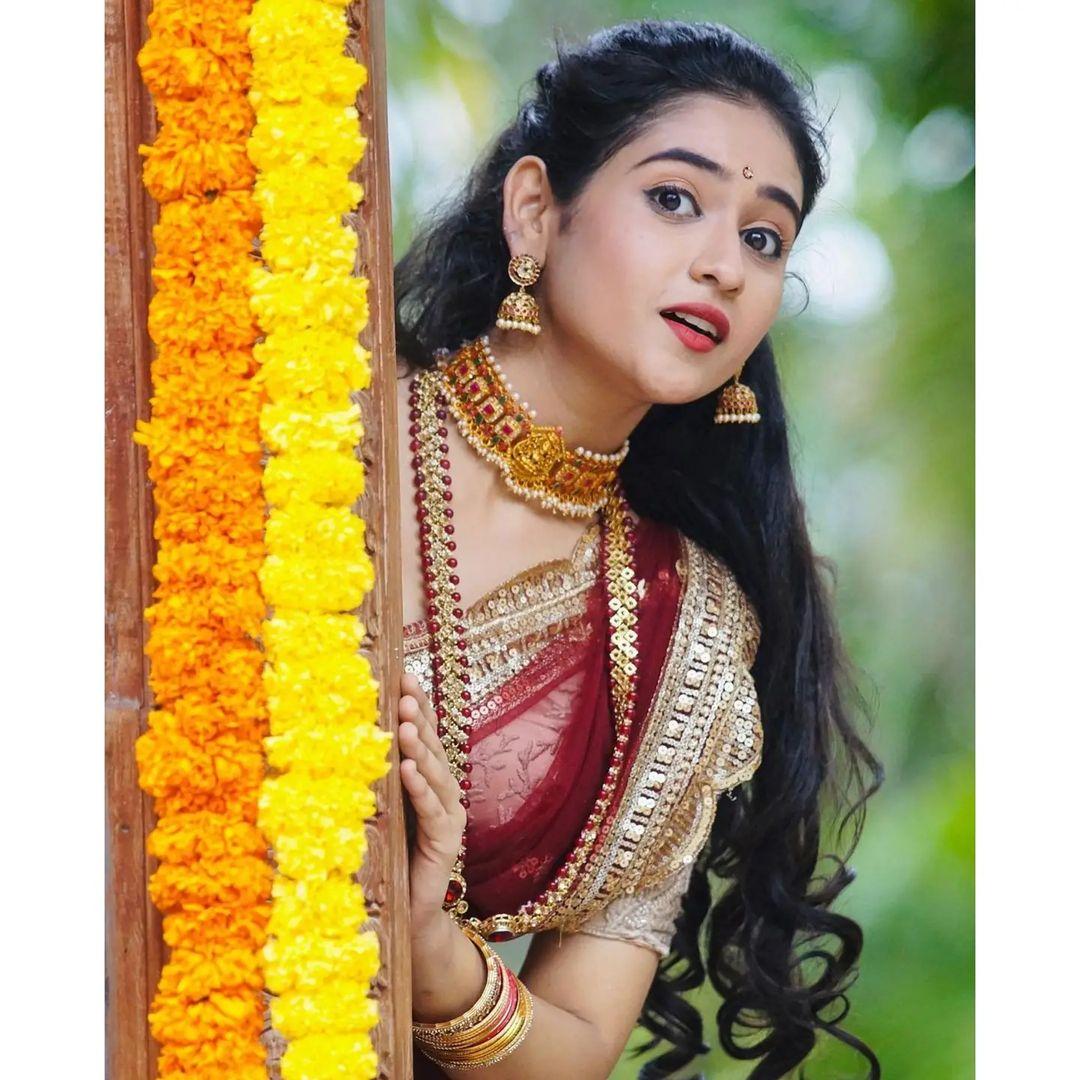 Kannada actress Malaika T Vasupal hot photos gallery | Malaika T Vasupal exclusive hot and sexy photoshoot