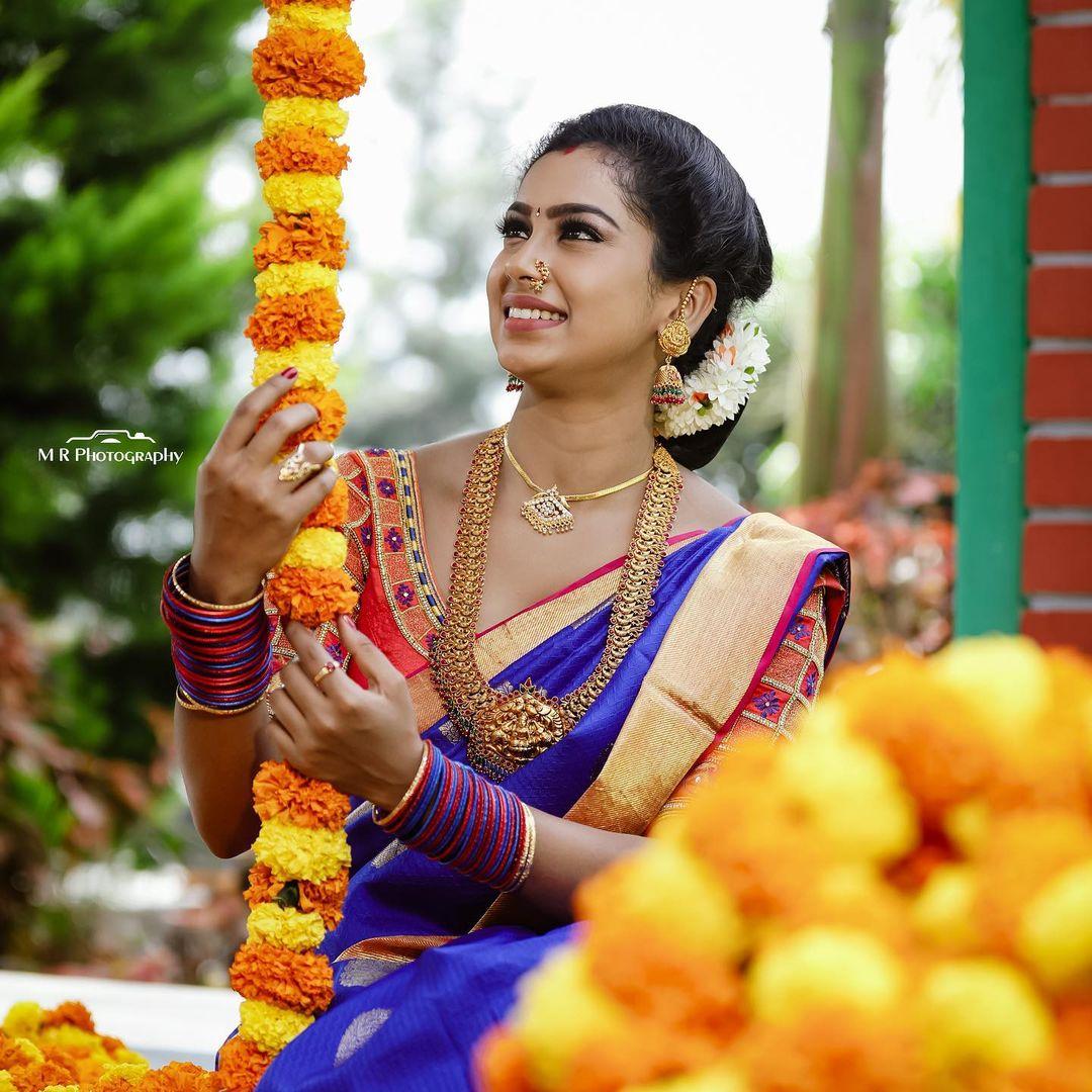 Kannada serial actress Swathi Konde in saree exposing photos |Swathi Konde exclusive hot photos gallery