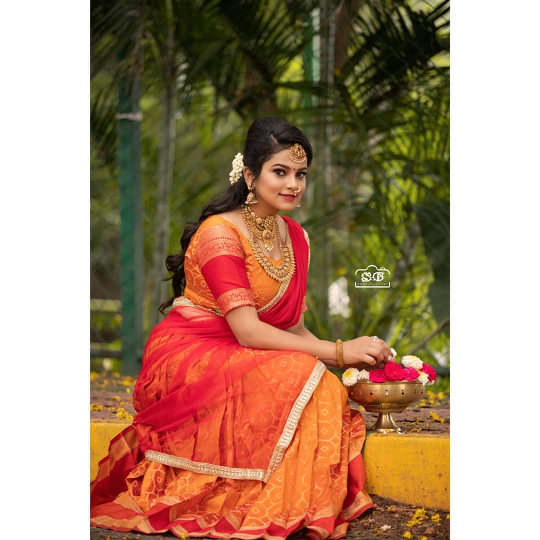 Sandalwood actress Aishwarya Salimath in Half saree hot photos gallery | Aishwarya Salimath exposing hot photos gallery