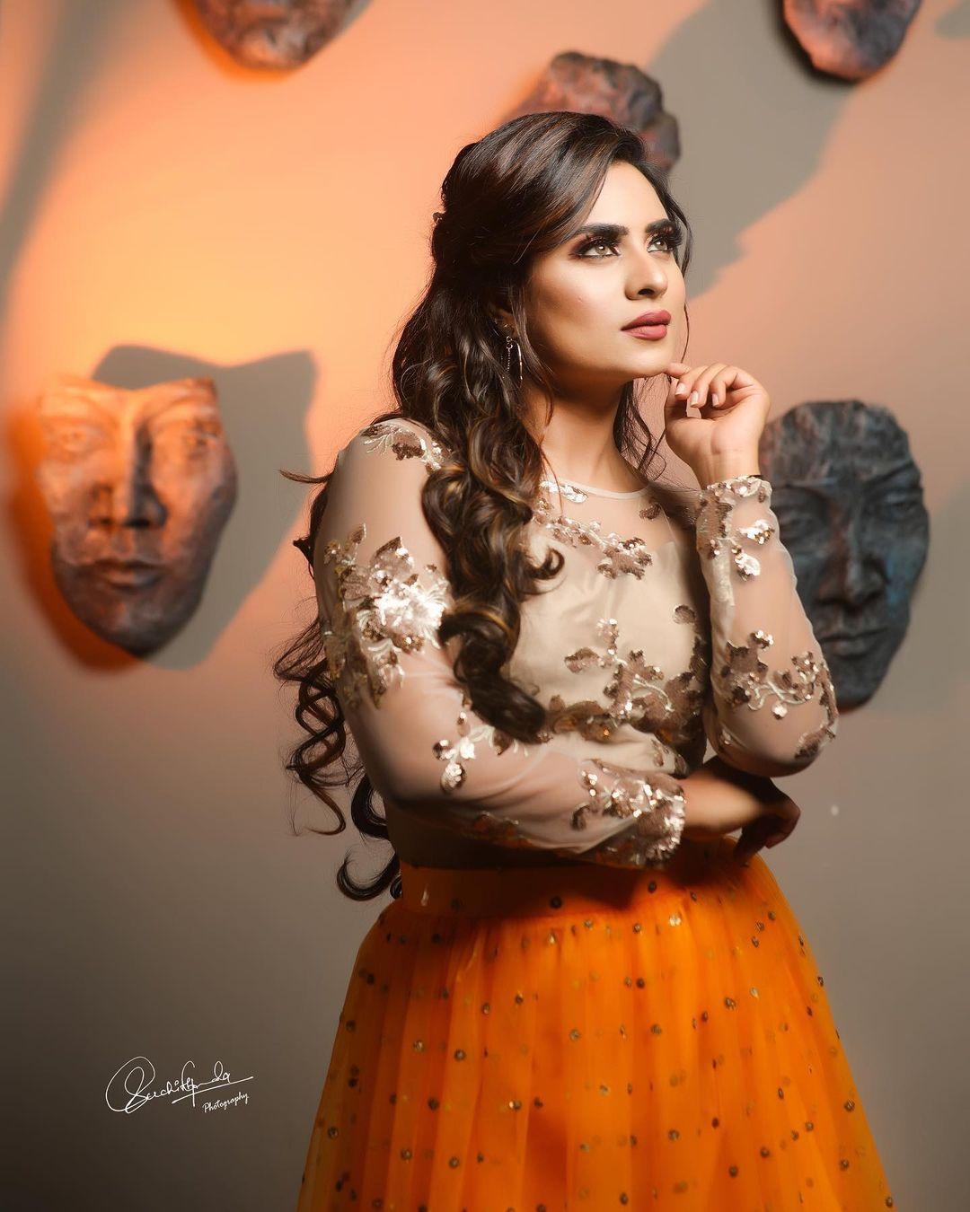 Sandalwood actress Deepika Das in lehenga hot photos |Deepika Das looking very attractive and sexy photoshoot