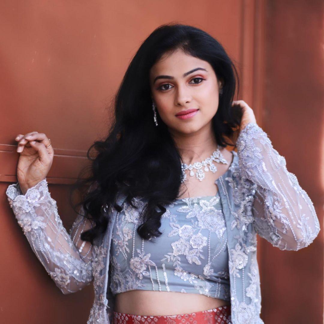 Sandalwood actress Kavitha Gowda in transparent dress hot photos gallery | looking very attractive and hot stills