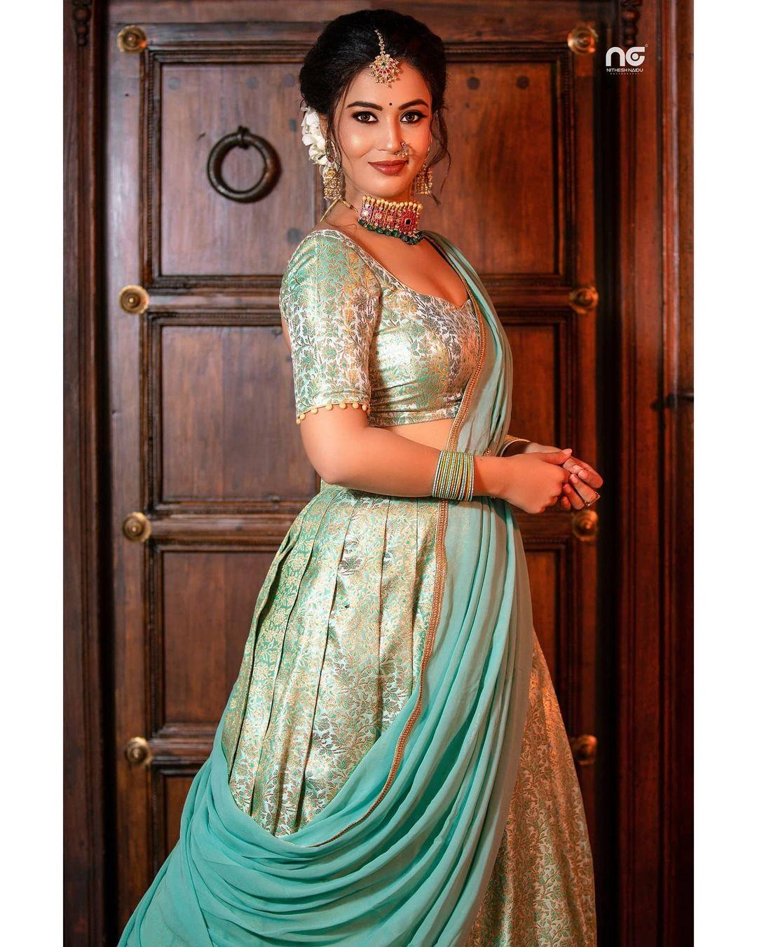 Sandalwood actress Neha Gowda looking very beautiful photo in bridal costume | exposing very hot and sexy stills