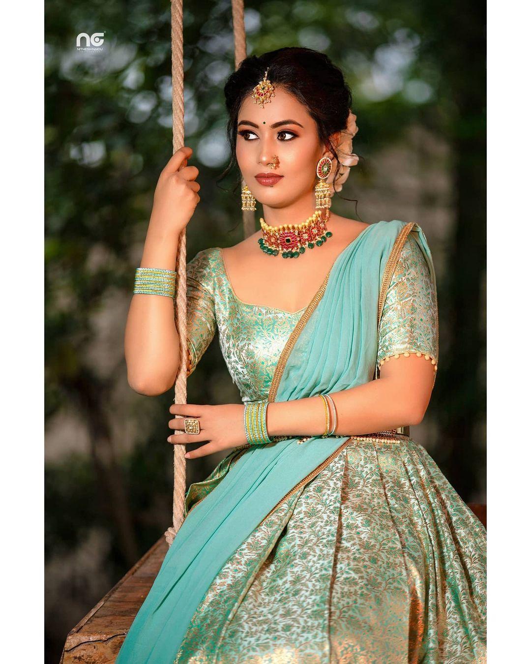 Sandalwood actress Neha Gowda looking very beautiful photo in bridal costume | very beautiful and attractive hot photos gallery