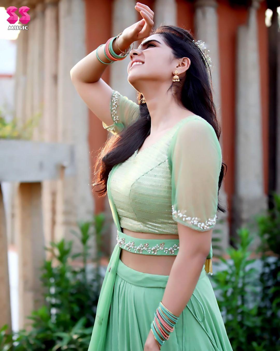 Malayalam actress Kalyani Priyadarshan exclusive hot and sexy photoshoot | Kalyani Priyadarshan very beautiful and cute photos gallery