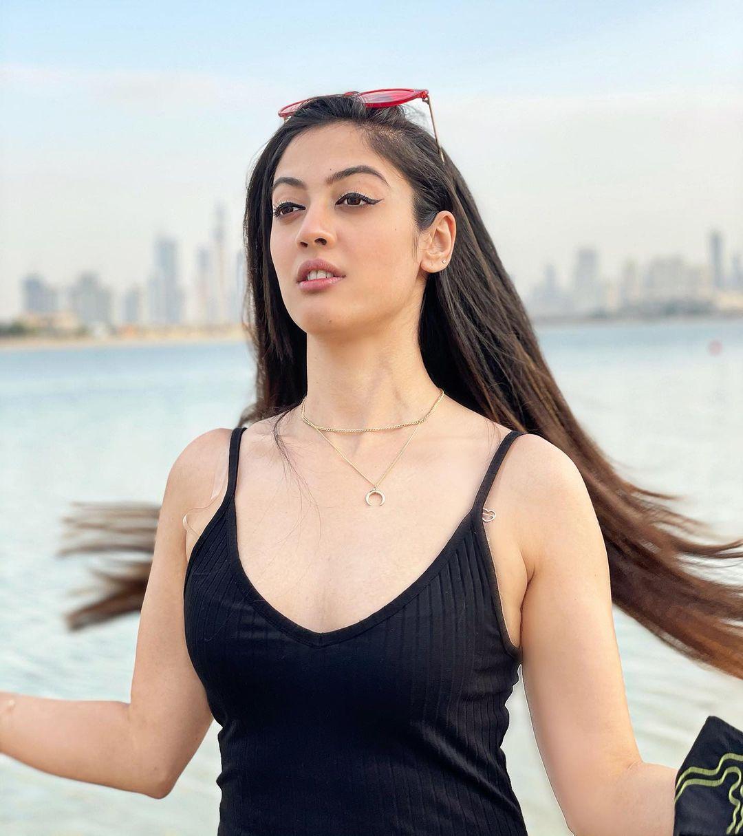 Television actress Aditi Sharma and sexy photos | Aditi Sharma looking very attractive and cute photos