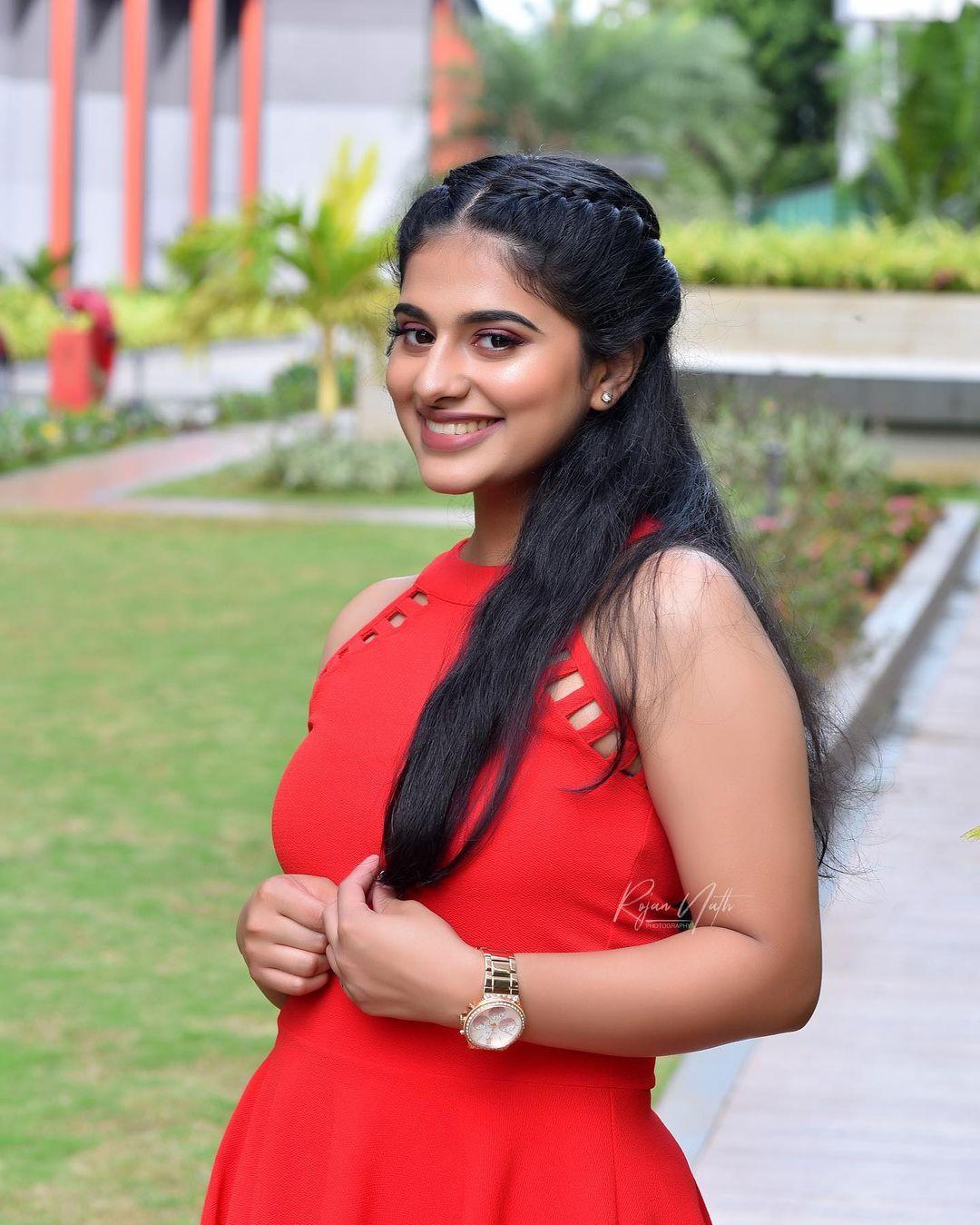 Nayanthara Chakravarthy in red dress hot and spicy photos gallery | Nayanthara Chakravarthy latest hot and spicy photos gallery