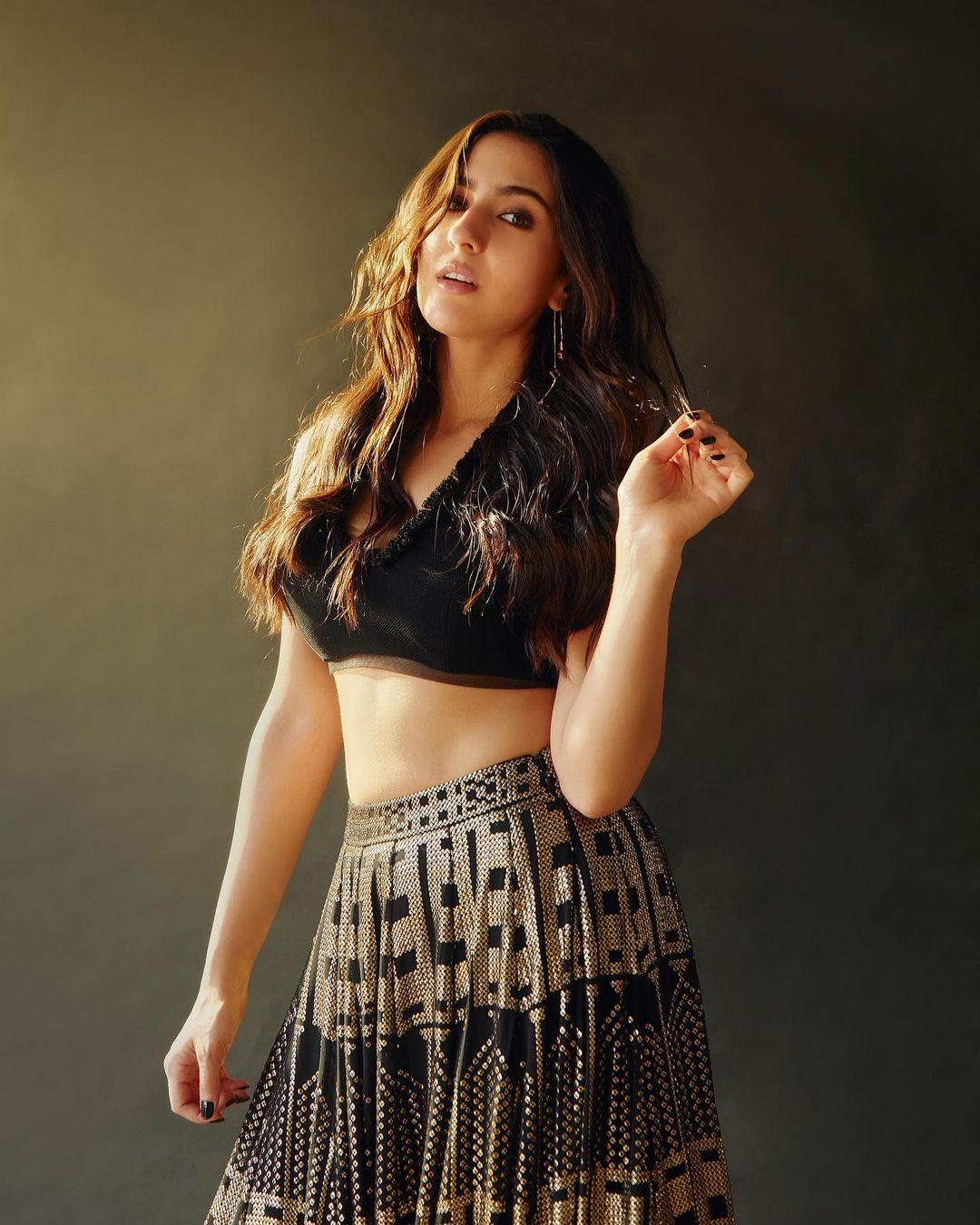 Bollywood actress Sara Ali Khan exclusive hot and spicy photos gallery | Sara Ali Khan exclusive hot photos gallery