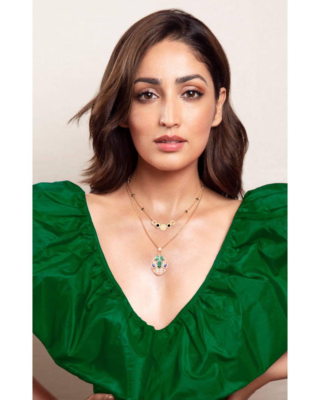 Bollywood actress Yami gautam latest hot and sexy photoshoot | exclusive hot and sexy photoshoot